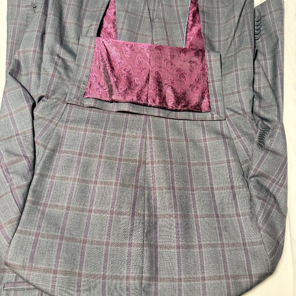 English Laundry Slim Fit Suit – Size 40L (With Matching Pants) - Picture 5 of 7